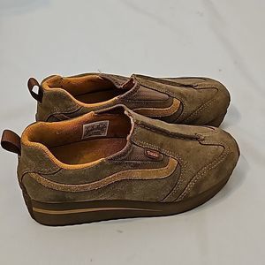 Vintage slip on platform. Suede vans size 8